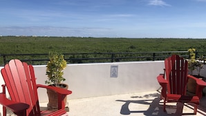 Sundeck - Upscale Modern Home Rooftop Pool Tvs AC (Puerto Morelos)