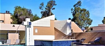 * NEUES ANGEBOT * Modernes, gemütliches Tucson Retreat | Zentral, Pool / Whirlpool, Erdgeschoss