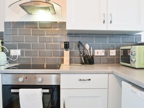 Private kitchen - 1 bedroom accommodation in Whitehaven (Whitehaven)