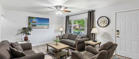 Smart TV, reproductor de DVD y juguetes