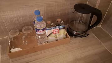 Studio | Cà phê và/hoặc dụng cụ pha