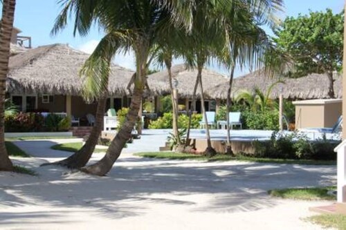 CABANA 1 bedroom....