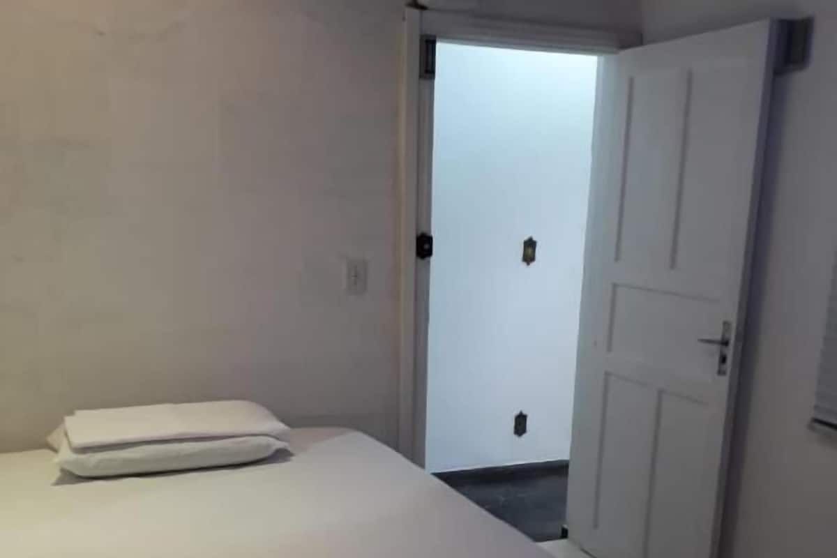 Standard Quadruple Room | Free WiFi, bed sheets