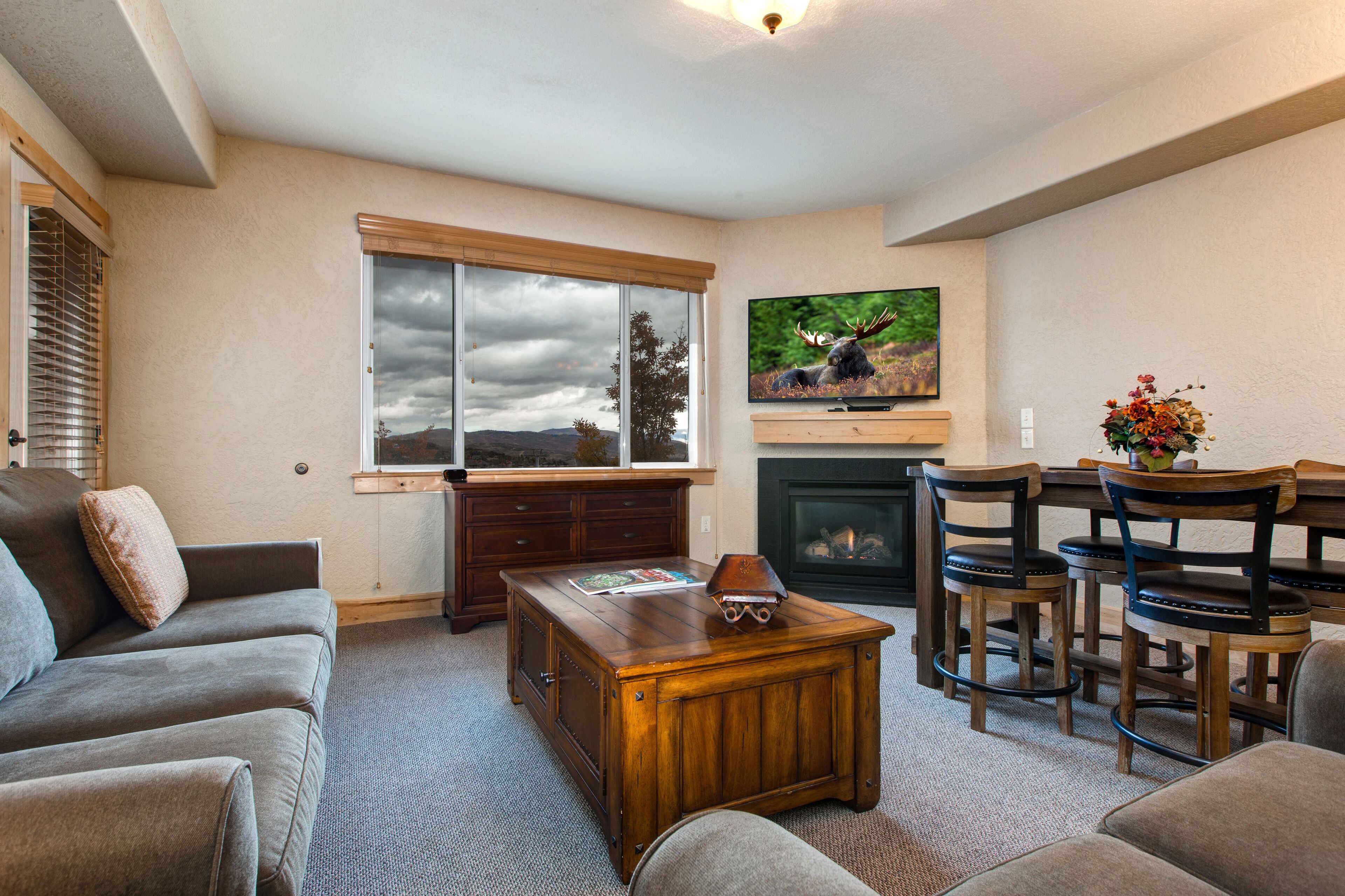 Silverado Lodge 226 Oversized upscale 1 Bedroom 2 full bath.
