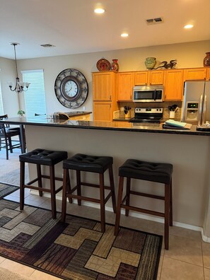 Fridge, microwave, oven, stovetop - Oasis at Johnson Ranch (Queen Creek)