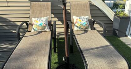 Piilotettu helmi / oma parveke ja piha * 15minJFK *