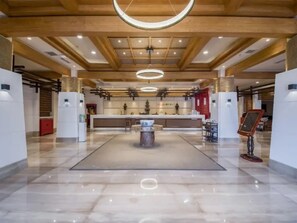 Lobby - Vyluk J Hotel South Asian Garden Dianchi (Kunming)