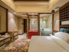 Elite Double Room (Mainland Chinese Citizen Only) | Meja, langsir/tirai gelap terus, Wi-fi percuma 
