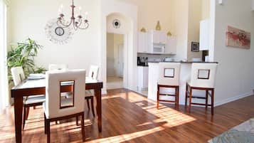 House | Private kitchen | Fridge, microwave, oven, dishwasher