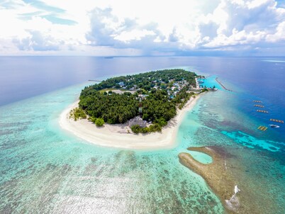 Kuri Beach View Inn