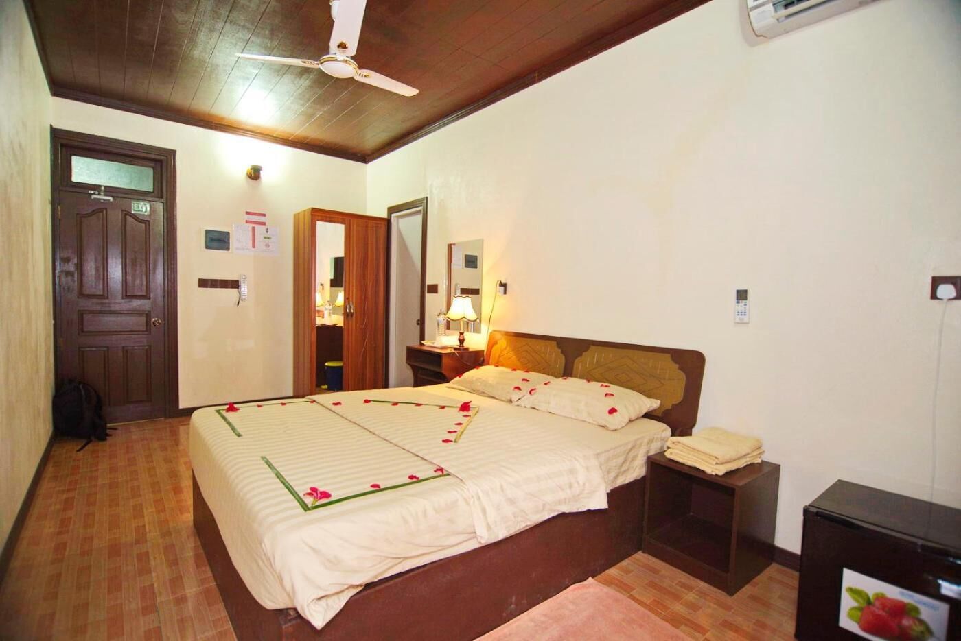 Photo - Kuri Beach View Inn