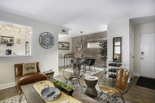 Buckhead- Atlanta Condo