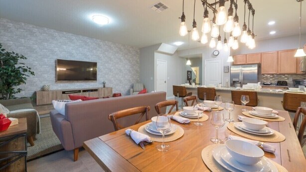 Apartment | Private kitchen | Coffee/tea maker, fridge, microwave, oven - Minutes From Disney & Universal (Kissimmee)