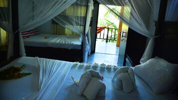 Family Room | 1 bedroom, desk, free WiFi