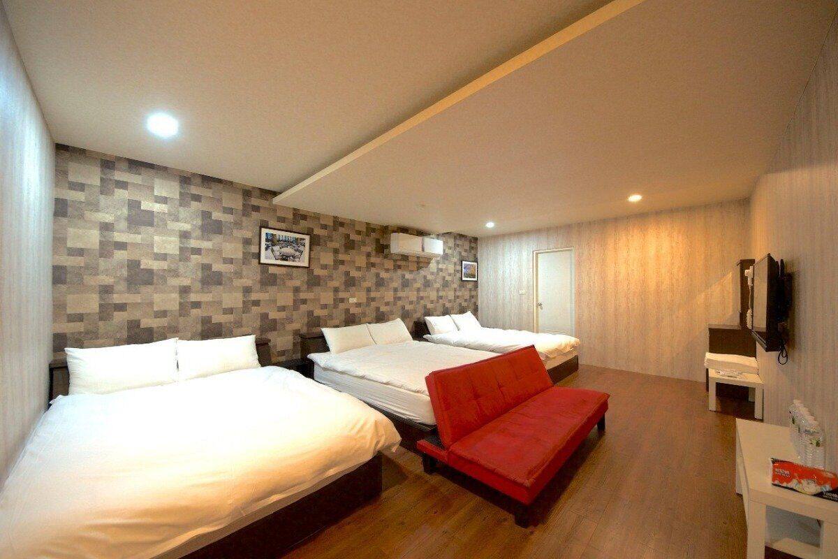 Blackout curtains, free WiFi, bed sheets