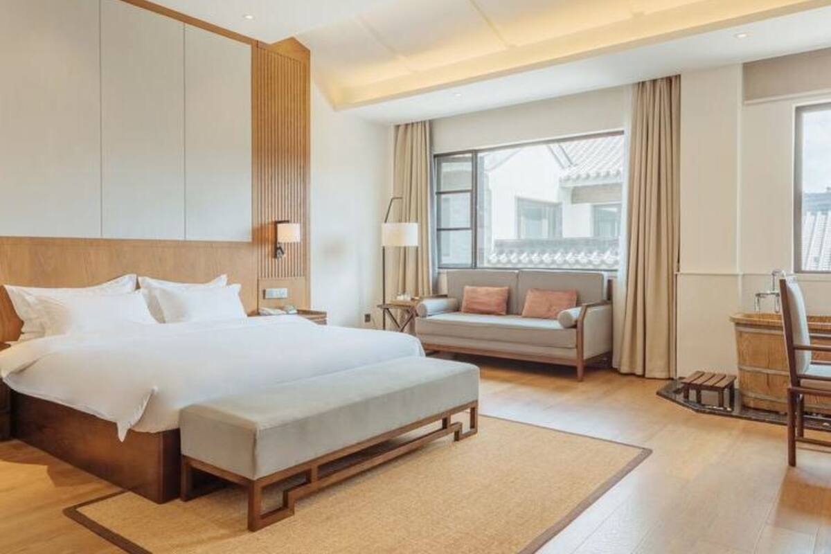 ห้องแกลเลอรีดับเบิล | โต๊ะทำงาน, ผ้าม่านกันแสง, Wi-Fi ฟรี