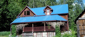 The Ghost Town Guest House