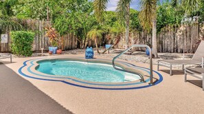 Indoor pool, outdoor pool
