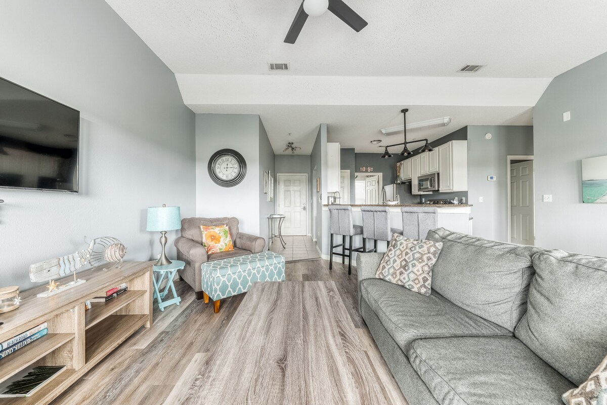 Photo 5 of Gorgeous dog-friendly home with shared pool/hot tub and beach access