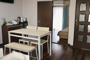 Apartment, 3 Bedrooms | In-room dining - YuYu Otsuka 3F (Tokyo)