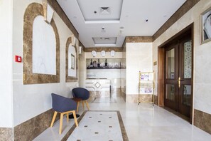 Reception - TIME Express Hotel Al Khan (Sharjah)