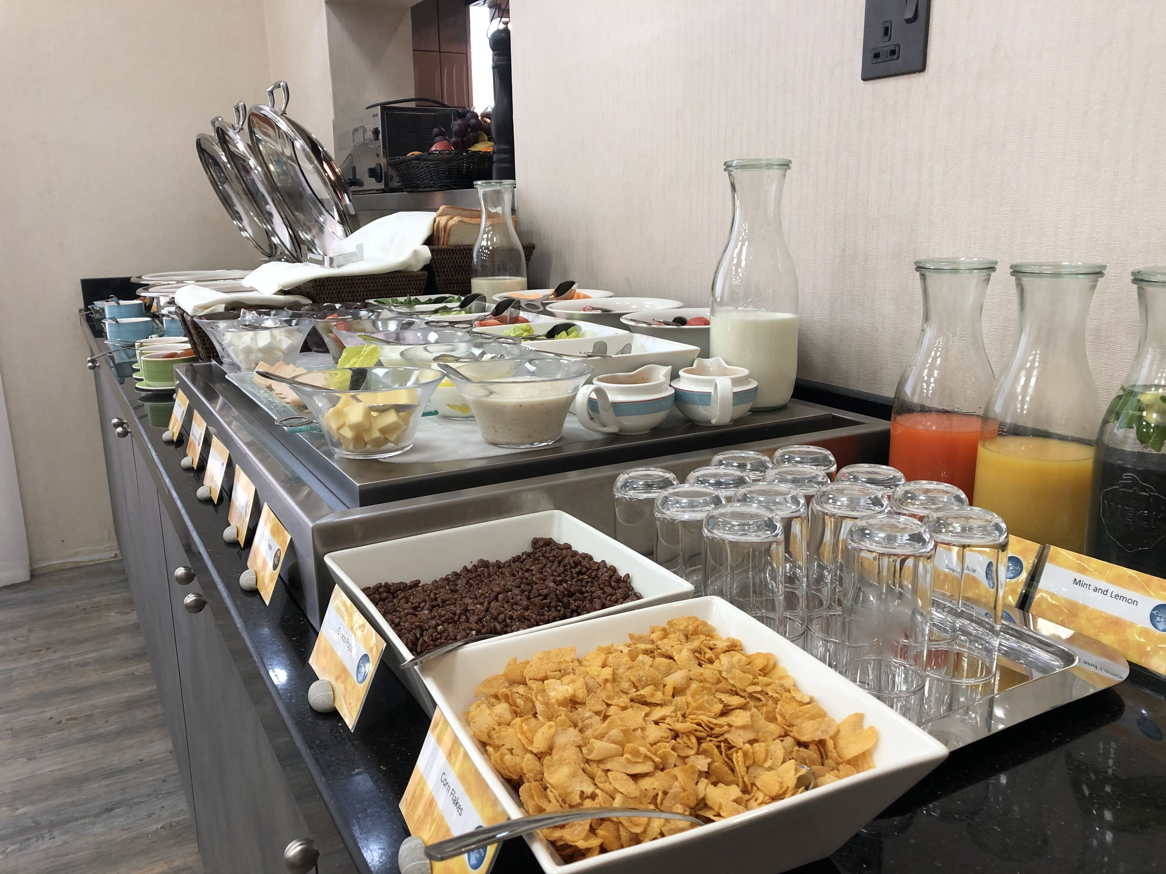 Daily continental breakfast for a fee