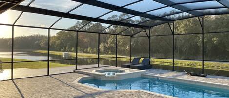 Piscine extérieure, piscine chauffée