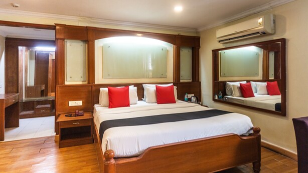 Deluxe Suite | Free minibar, free WiFi - Capital O 64938 Pearl Hotel (Chennai)