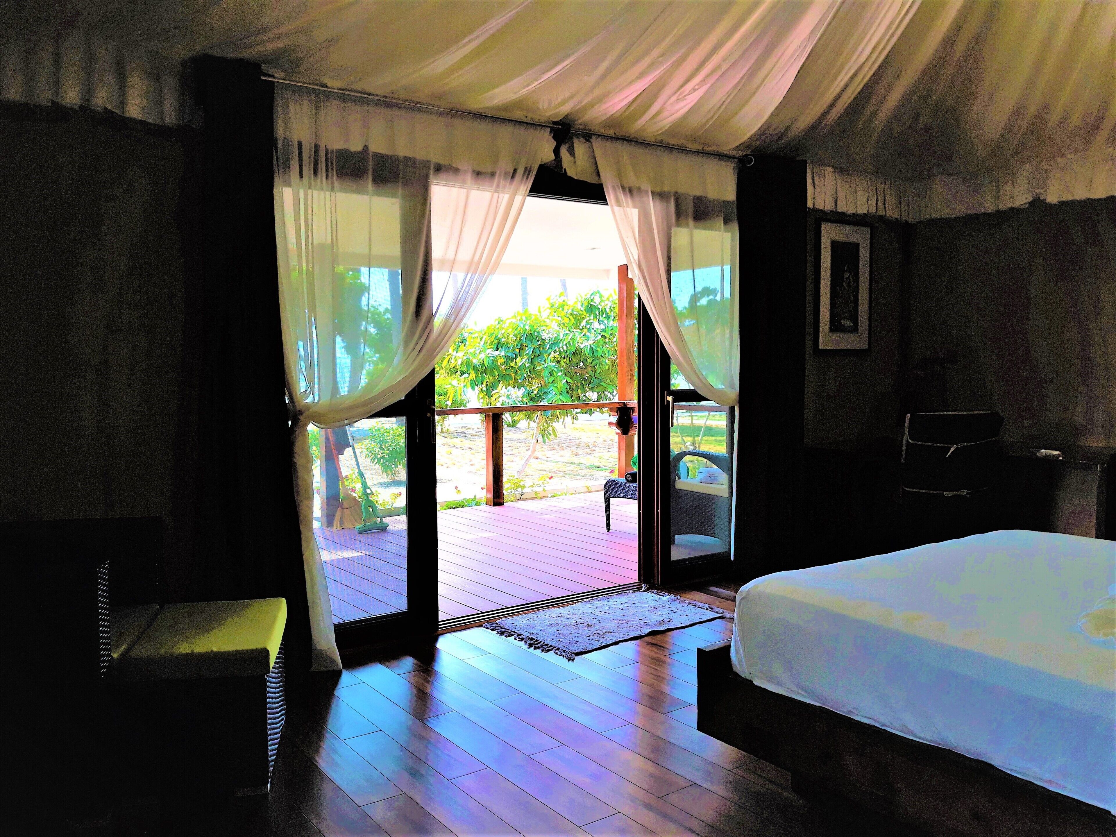 Habitació Deluxe, 1 llit de matrimoni, vistes a l'oceà | Llençols de cotó egipci i roba de llit d'alta qualitat 