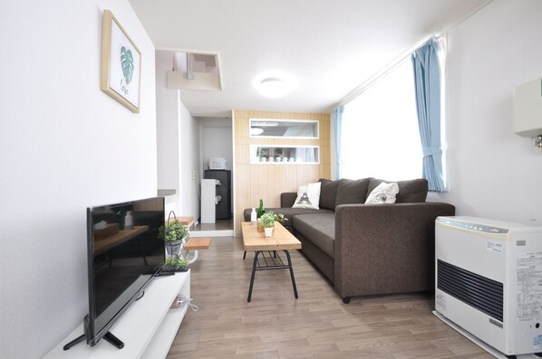 Living area - AMS Hiragishi 11 502 (Sapporo)