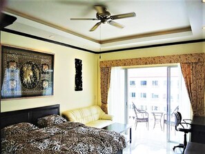 Apartment | 1 bedroom, WiFi, bed sheets