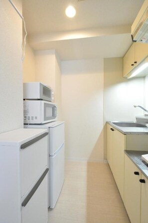 1 Bedroom Apartment | Private kitchenette