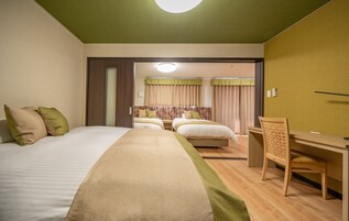 In-room safe, desk, blackout drapes, soundproofing