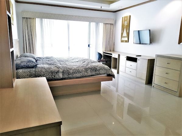 Apartment | 1 bedroom, WiFi, bed sheets