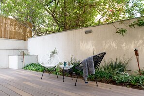 Exterior - Garden 1 Bedroom Apartment (Tel Aviv)