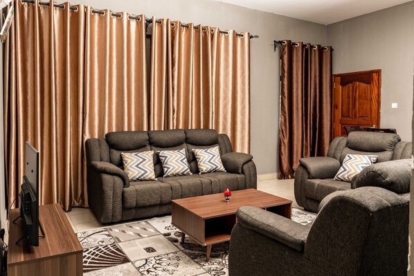 TV - SHA Homes is a 3 bedroom apartment situated in Imara Daima, Nairobi, Kenya. (Nairobi)