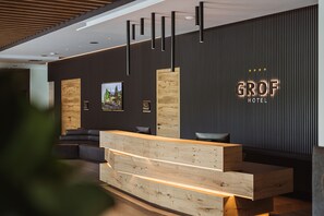 Reception - Hotel Grof (Vransko)