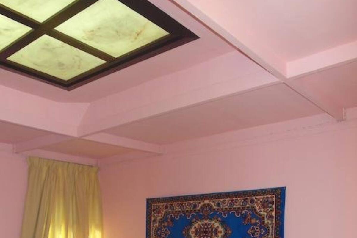 Suíte família | Escrivaninha, Wi-Fi de cortesia, roupa de cama
