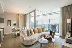 Two Bedroom Executive Residence | Spiseområde på rommet