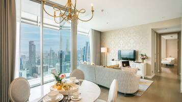 2 bedrooms, in-room safe, desk, soundproofing