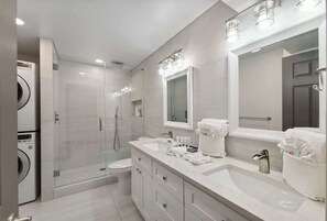 Badekar, hårtørrer