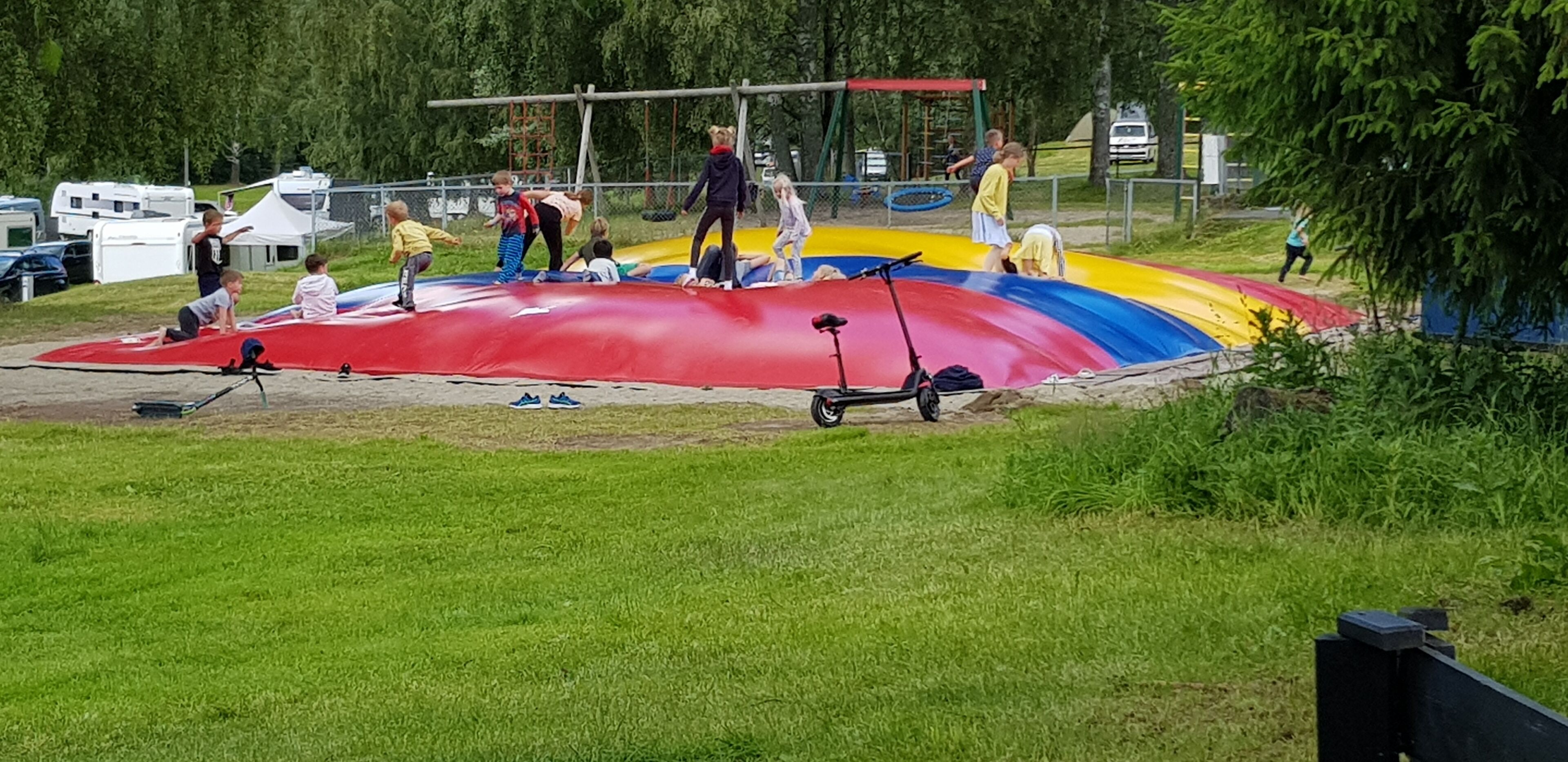 室外兒童遊樂區