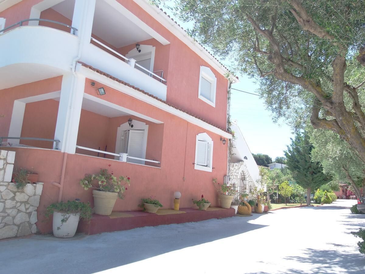 Photo - Amazona Apartments and Studios