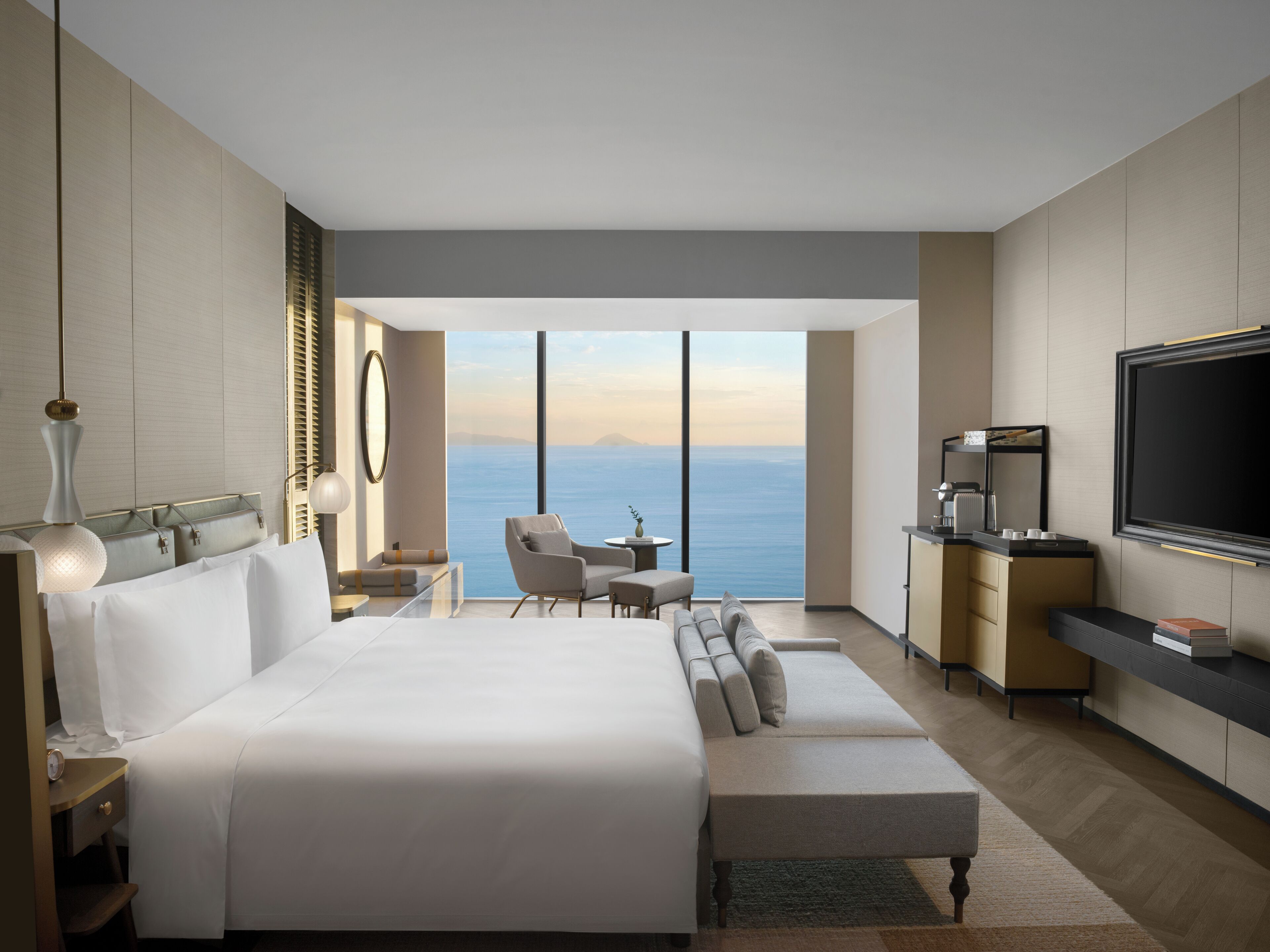Executive Ocean View Suite