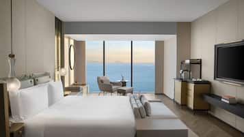 Executive Ocean View Suite | Minibar, Zimmersafe, laptopgeeigneter Arbeitsplatz