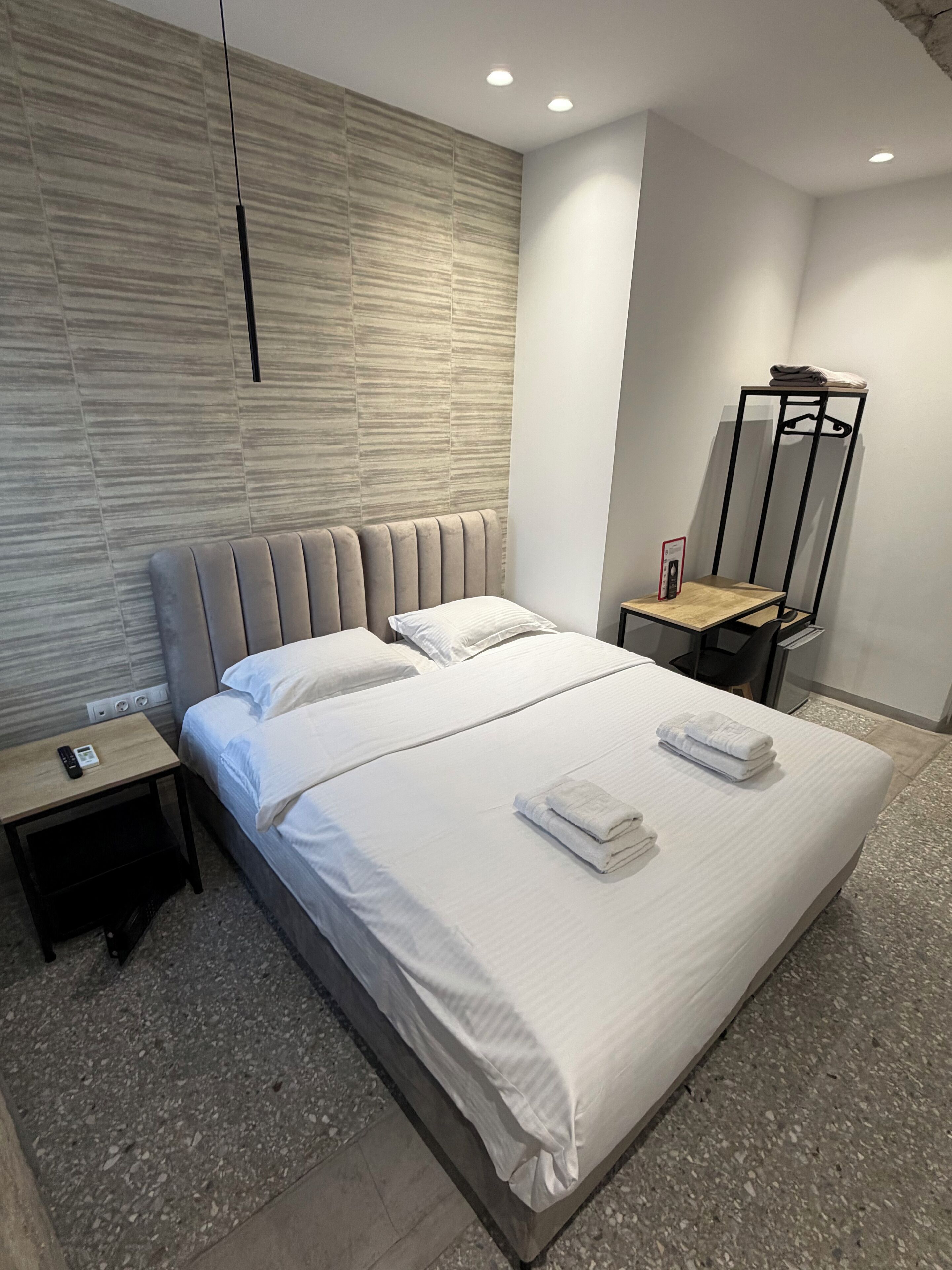 Standard Double Room | Premium bedding, in-room safe, desk, blackout drapes