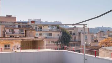 Acropolis view Suite | Terrace/patio