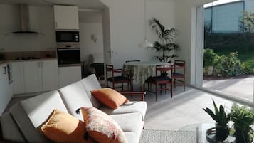 TV, music library, stereo