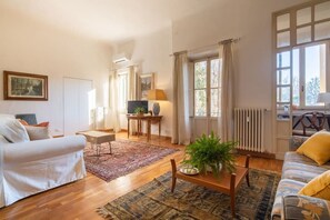 TV - Sunshine Apartment Spectacular apartment (Firenze)