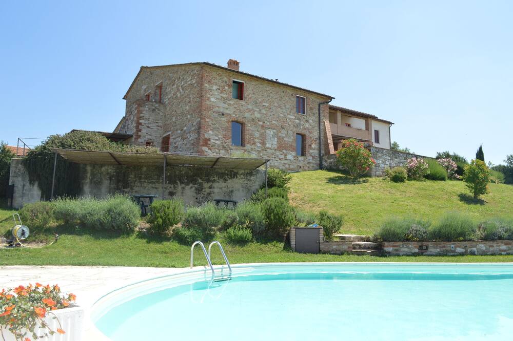 BEAUTIFUL VIEW VILLA CRETE SENESI